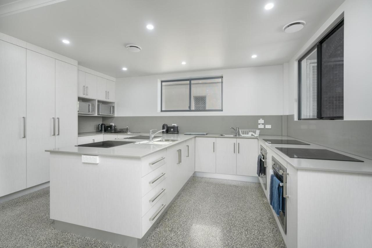 Alberts Est 2017 Innisfail Exterior foto